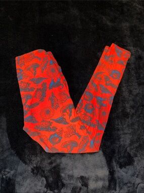 LuLaRoe red Halloween Leggings